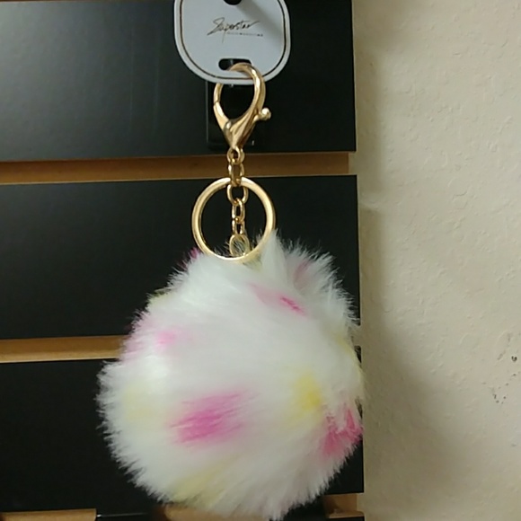 PomPom Key Chain - Picture 8 of 8
